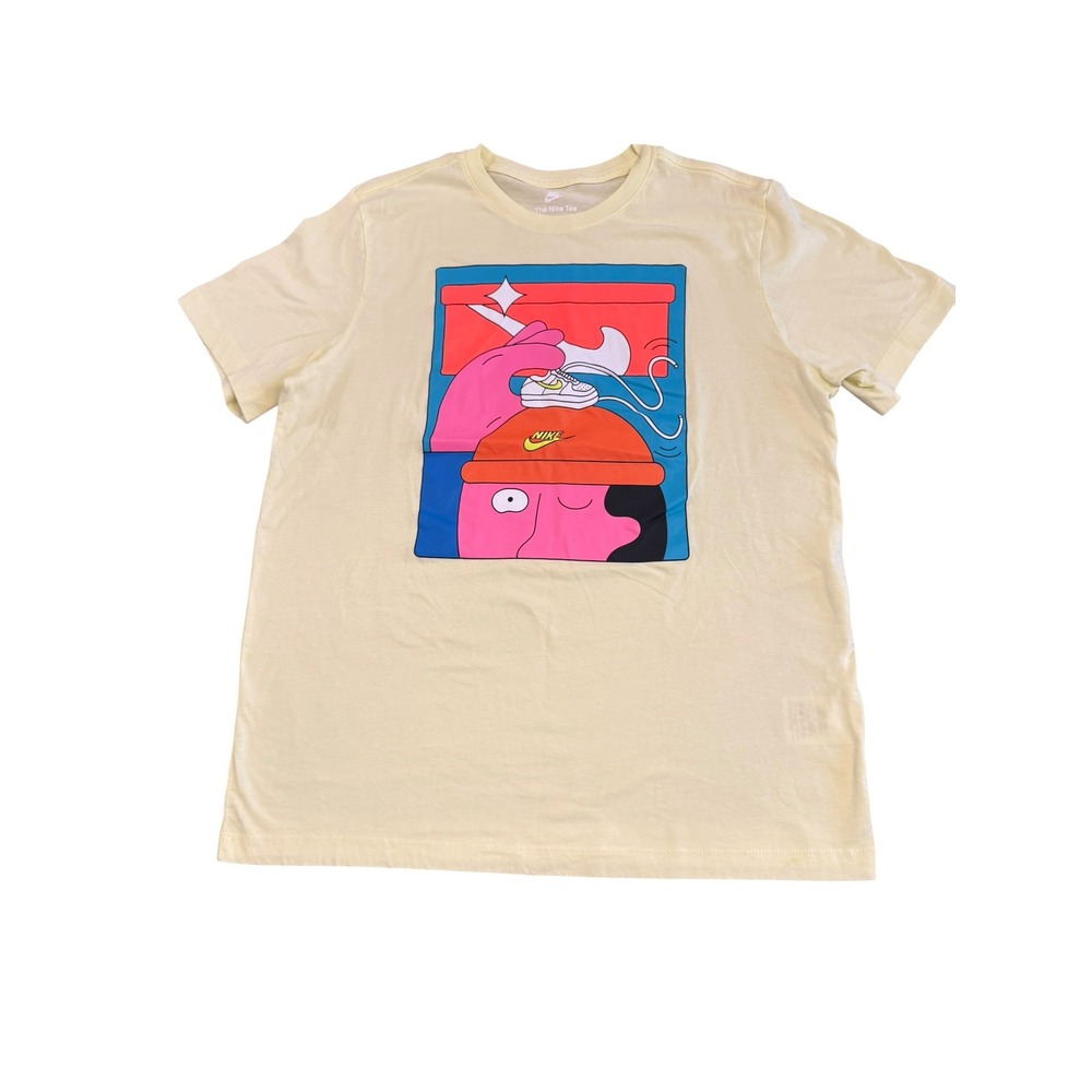 Nike Mens Graphic T-Shirt Pale Yellow Pop Art‎ Beanie Wink Sneaker Large L